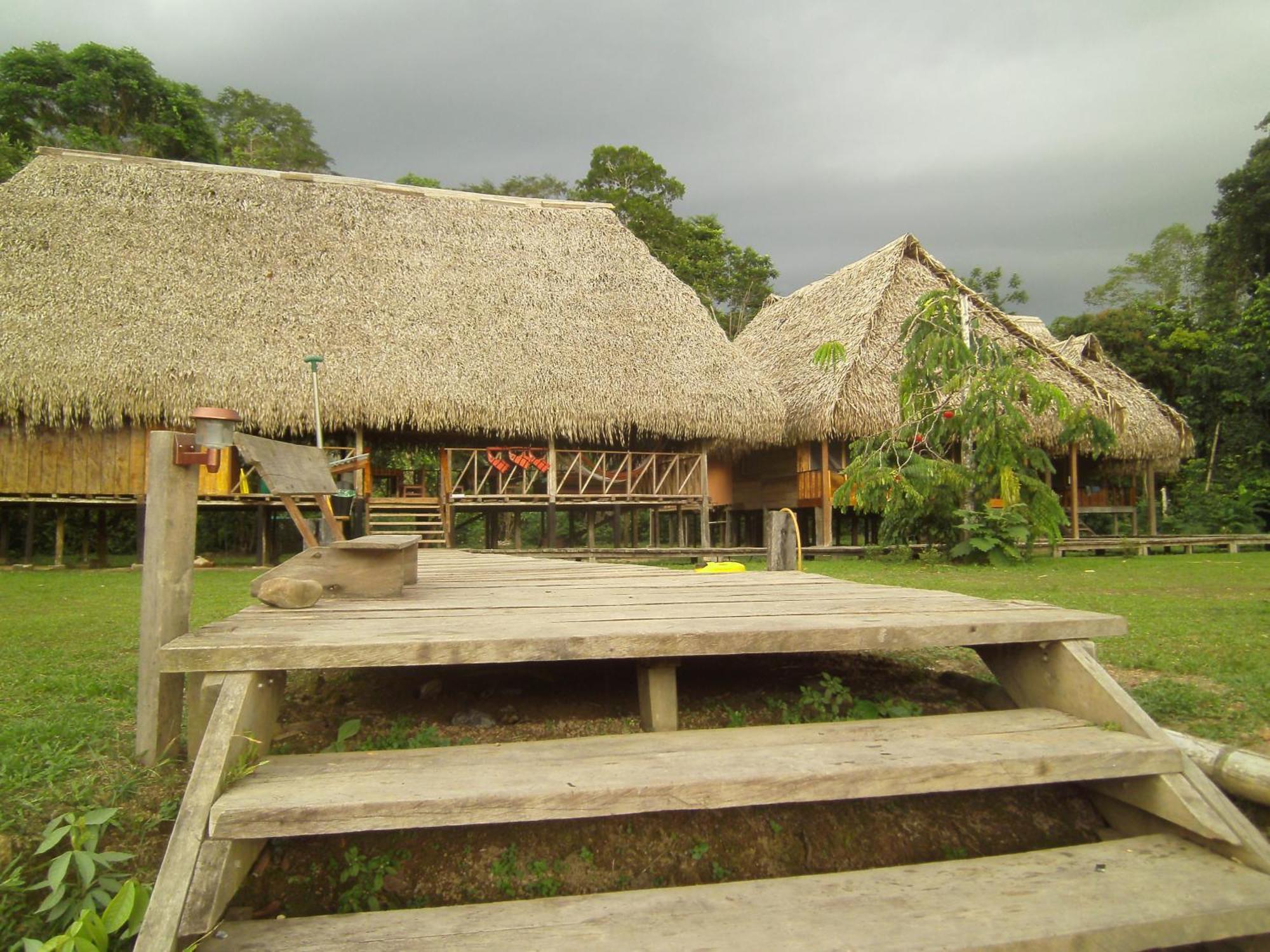 Aguas Negras River Lodge Puerto Montufar Dış mekan fotoğraf